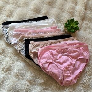 Fruit of the Loom Girl's Cotton Brief Underwear 17 Pack Size 14